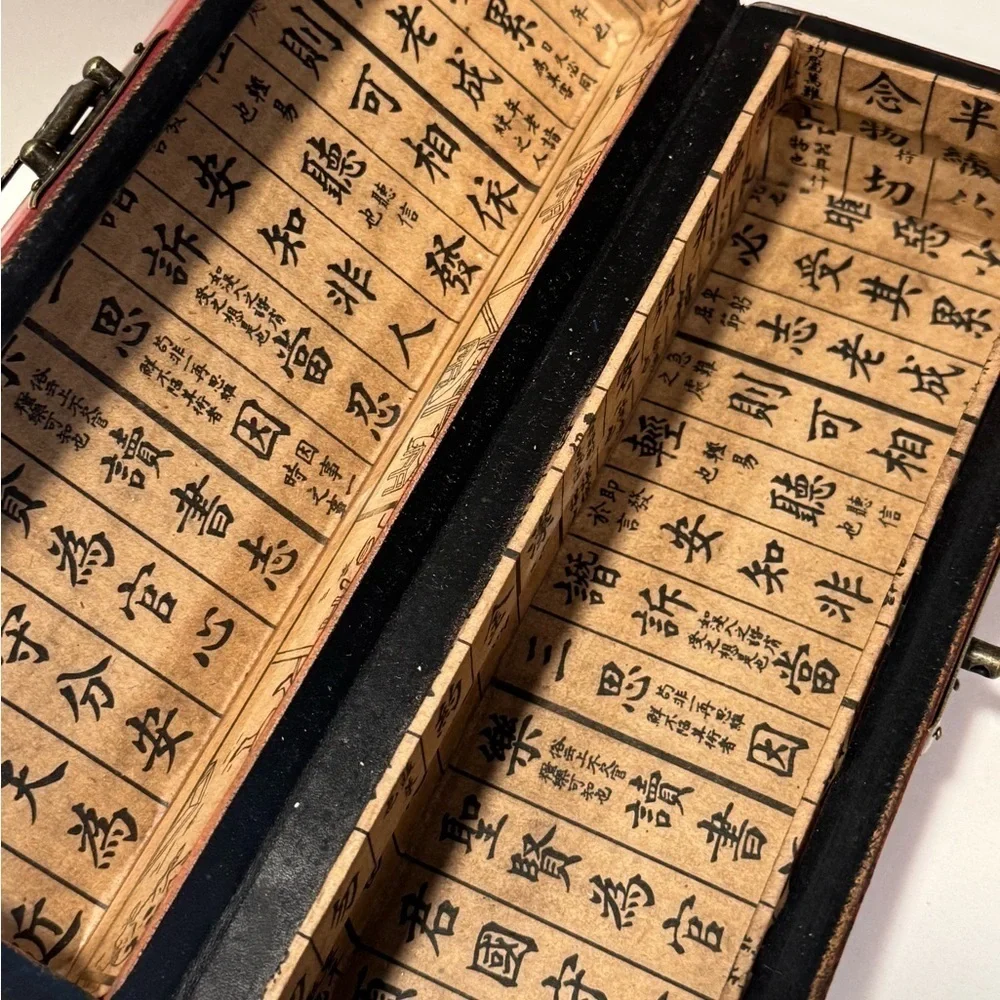 Chinese Jewelry Pillow Box